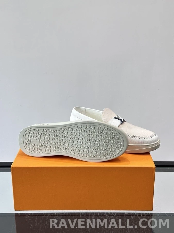 루이비통 루이비통 이니셜 투톤 레더 로퍼 상세 이미지
