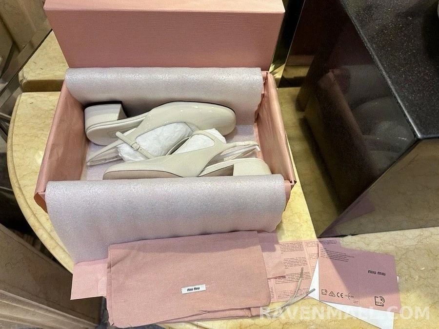 미우미우 미우미우 레더 슬링백 펌프스 상세 이미지