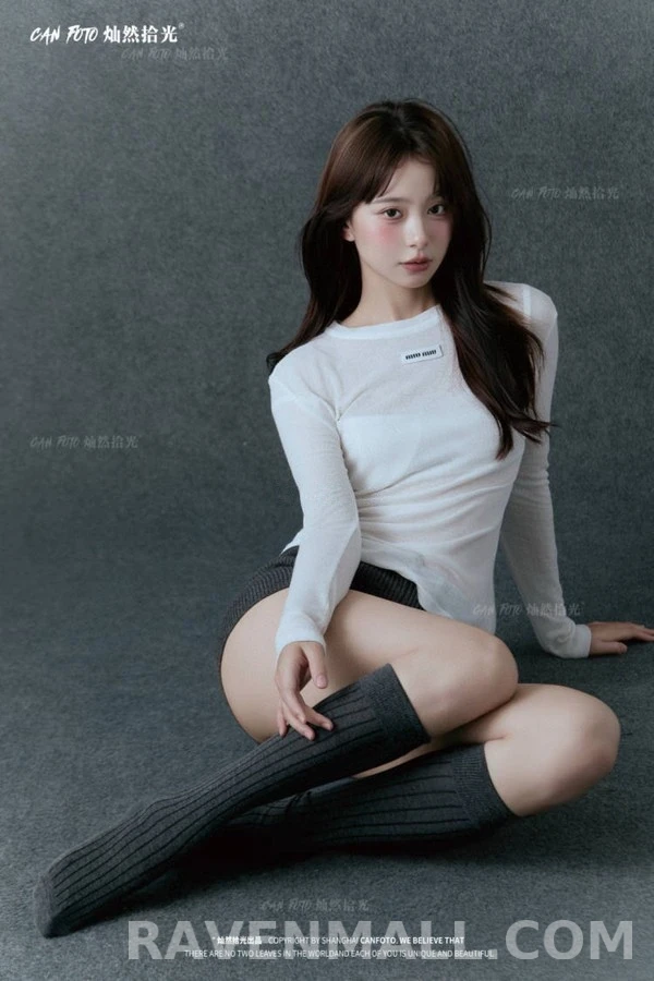 미우미우 미우미우 로고 긴팔 티셔츠 상세 이미지