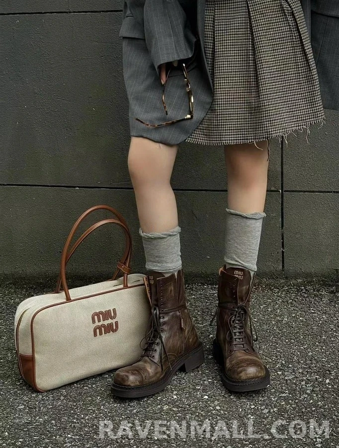 미우미우 미우미우 가죽 레이스 부티 상세 이미지