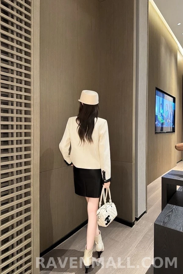 샤넬 샤넬 배색 트리밍 라운드넥 자켓 상세 이미지