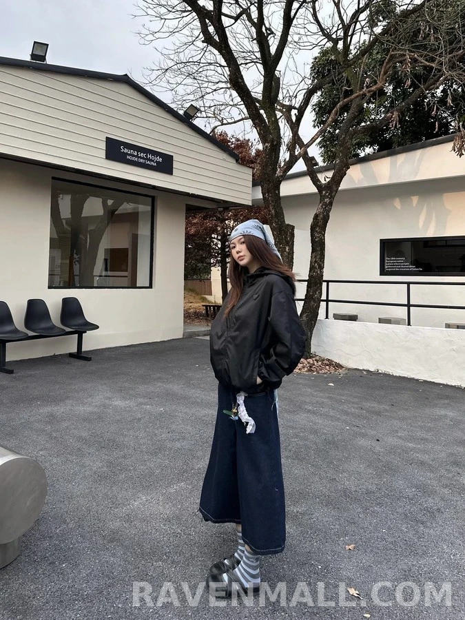 프라다 프라다 삼각 로고 후드 집업 상세 이미지