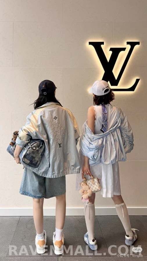 루이비통 루이비통 자수 배색 카라 자켓 상세 이미지