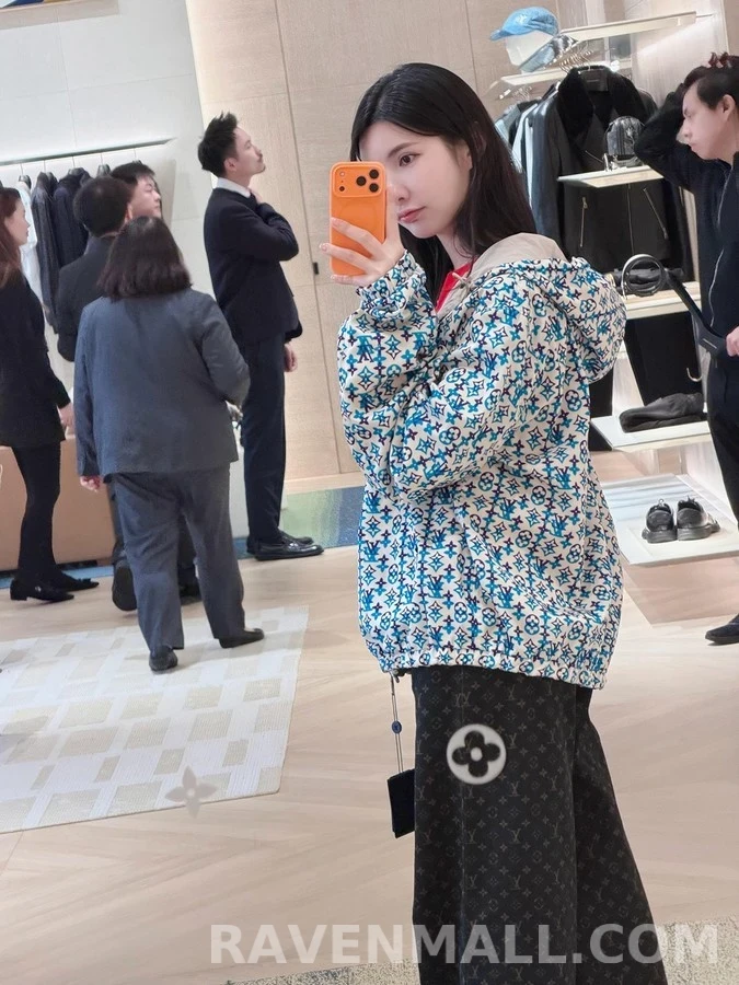 루이비통 루이비통 모노그램 양면 방풍 자켓 상세 이미지