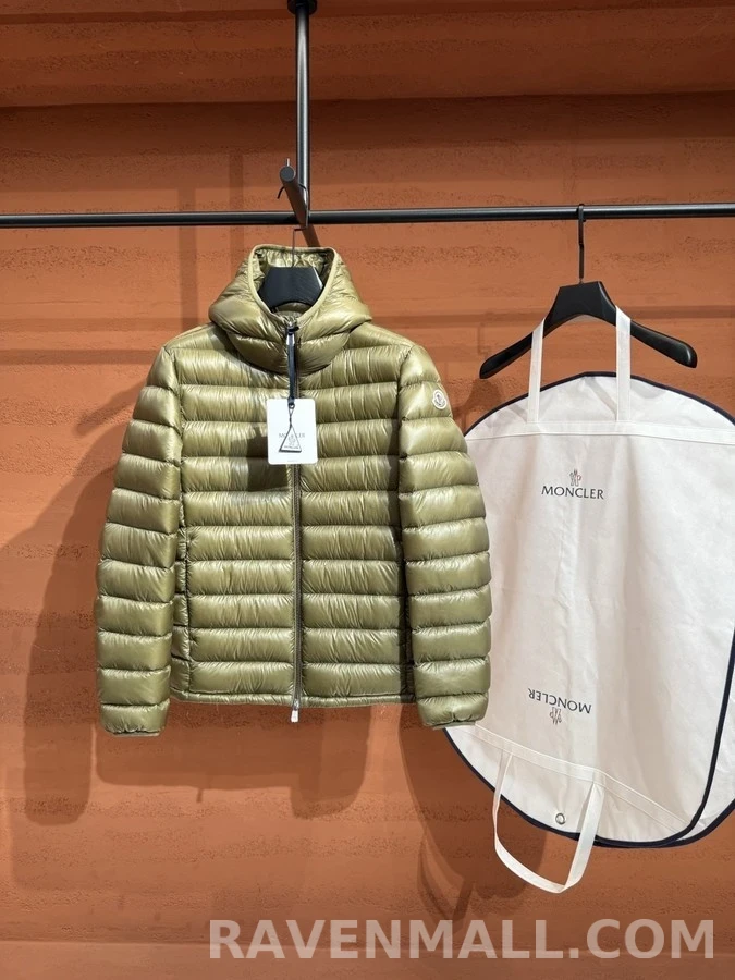 몽클레어 몽클레어 후드 경량 패딩 상세 이미지