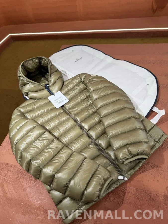 몽클레어 몽클레어 후드 경량 패딩 상세 이미지