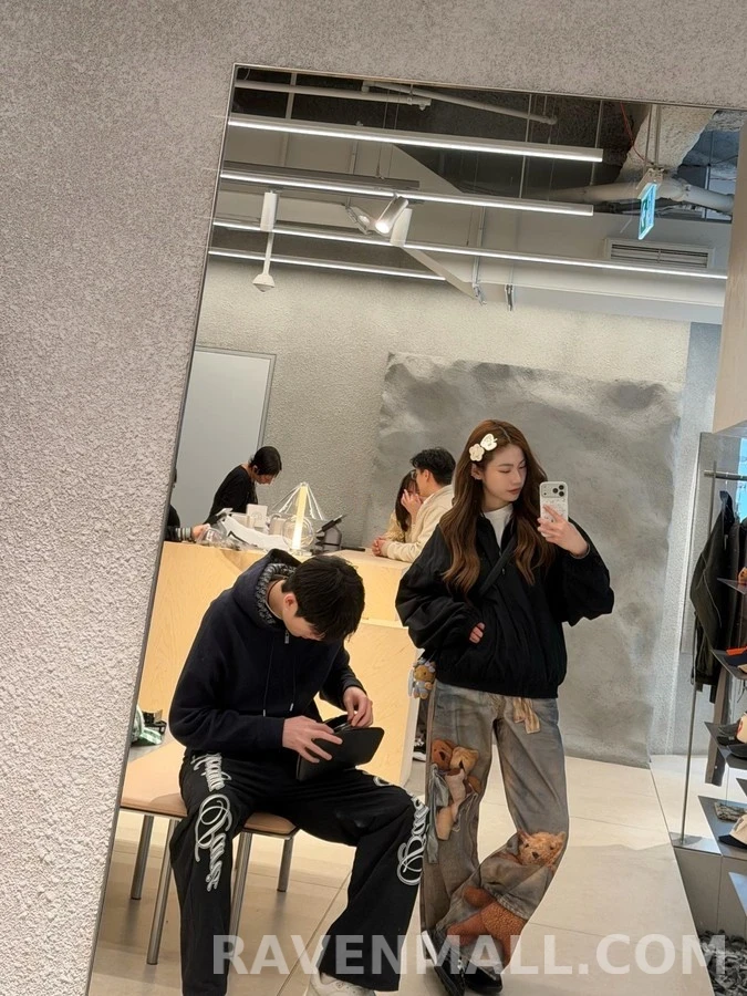 발렌시아가 발렌시아가 커시브 로고 리버서블 자켓 상세 이미지