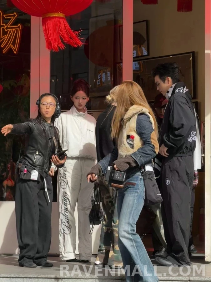 발렌시아가 발렌시아가 커시브 로고 리버서블 자켓 상세 이미지