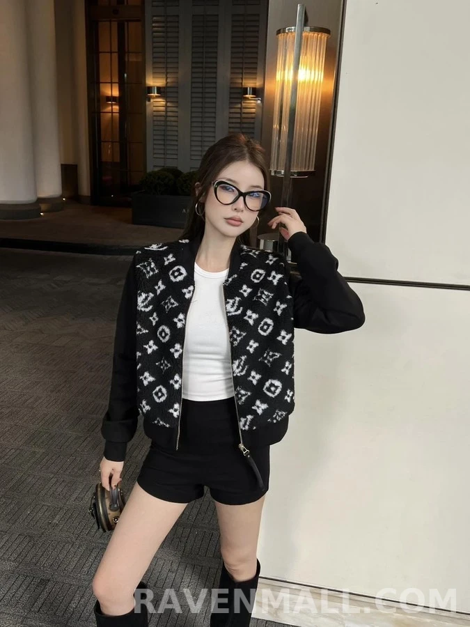 루이비통 루이비통 모노그램 테디 플리스 자켓 상세 이미지