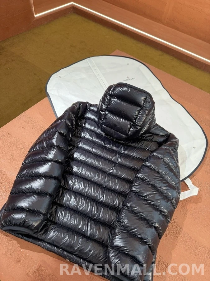 몽클레어 몽클레어 후드 패딩 자켓 상세 이미지