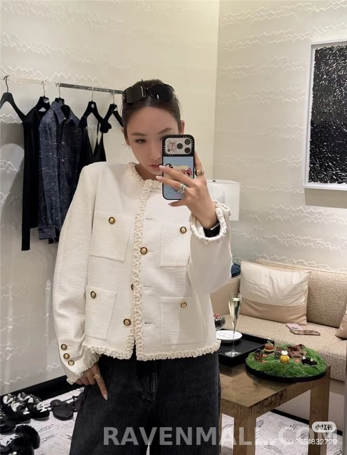 샤넬 샤넬 엮임 장식 버튼 자켓 상세 이미지