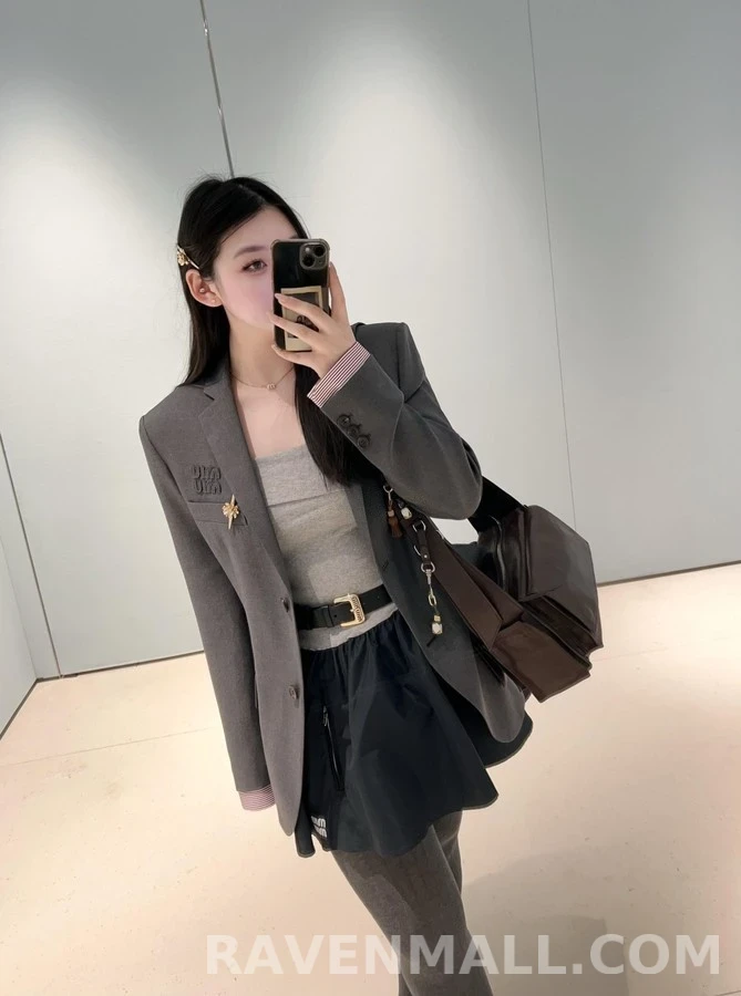 미우미우 미우미우 로고 탈부착 커프스 울 자켓 상세 이미지