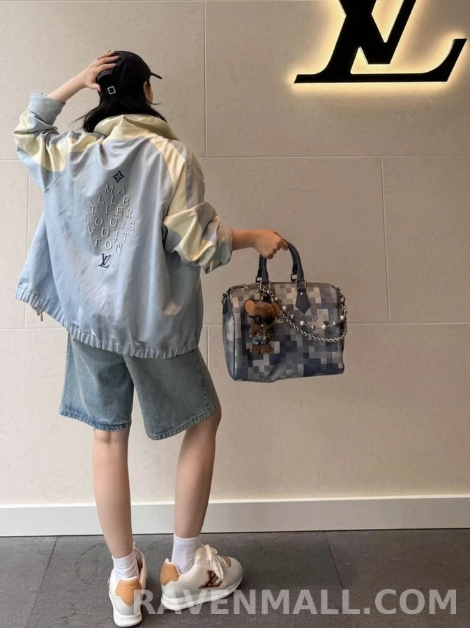 루이비통 루이비통 컬러 블록 레터링 실크 혼방 자켓 상세 이미지
