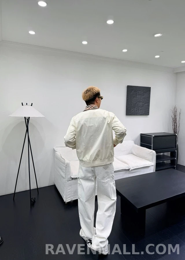 버버리 버버리 체크 칼라 해링턴 자켓 상세 이미지