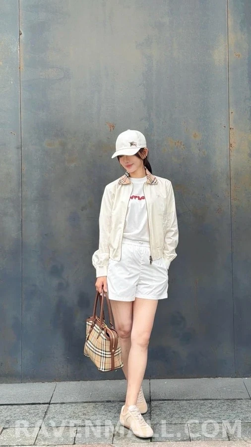 버버리 버버리 체크 칼라 해링턴 자켓 상세 이미지