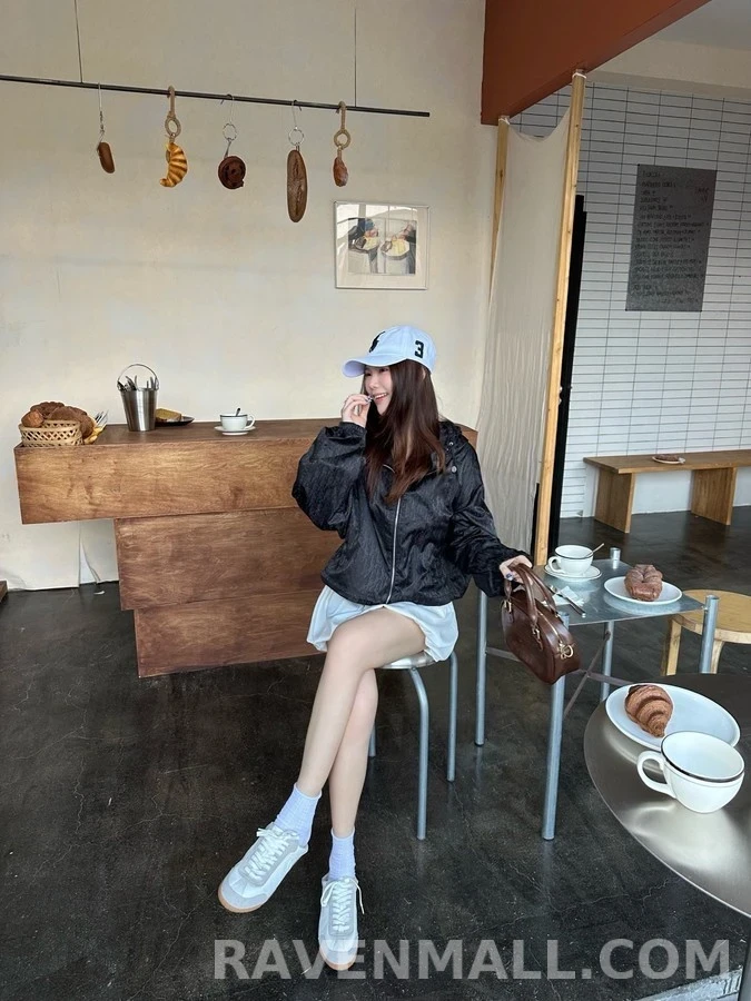 디올 디올 오블리크 크롭 후드 집업 상세 이미지