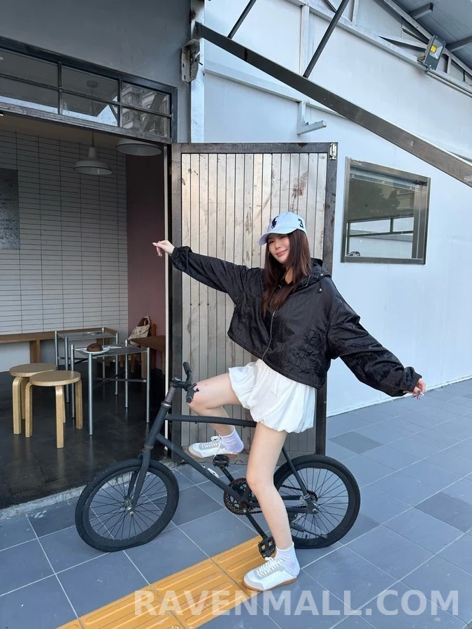 디올 디올 오블리크 크롭 후드 집업 상세 이미지