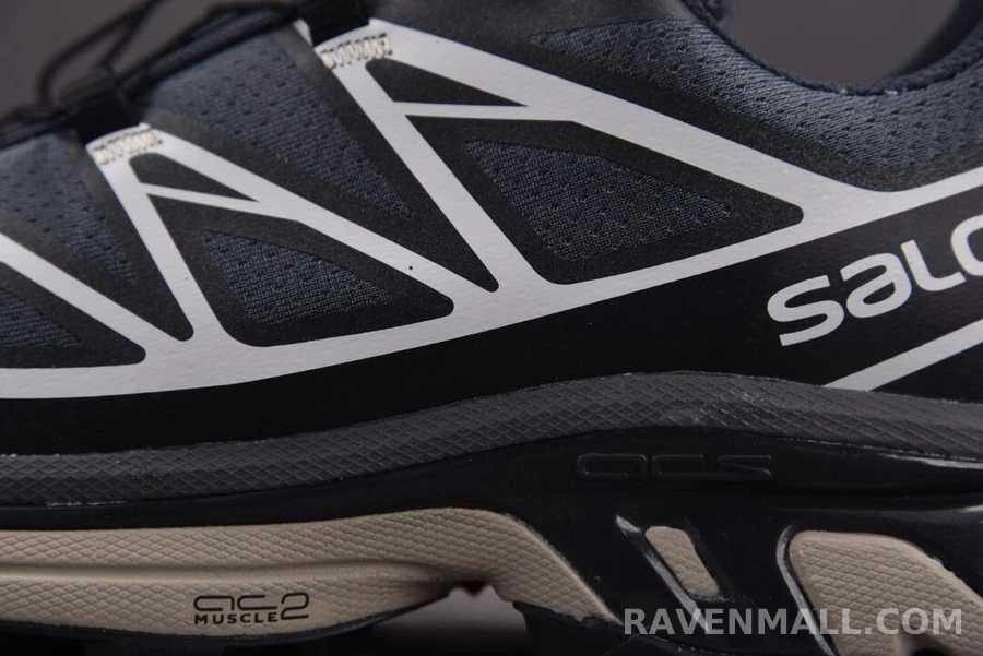 살로몬 살로몬 x 도버 스트리트 마켓 XT-6 스니커즈 상세 이미지