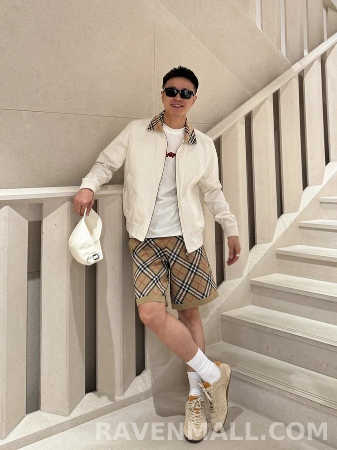 버버리 버버리 체크 카라 자수 해링턴 자켓 상세 이미지