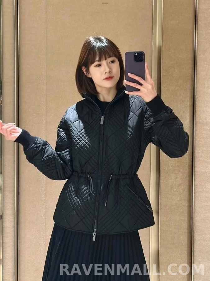 버버리 버버리 다이아몬드 퀼팅 스탠드넥 드로스트링 자켓 상세 이미지
