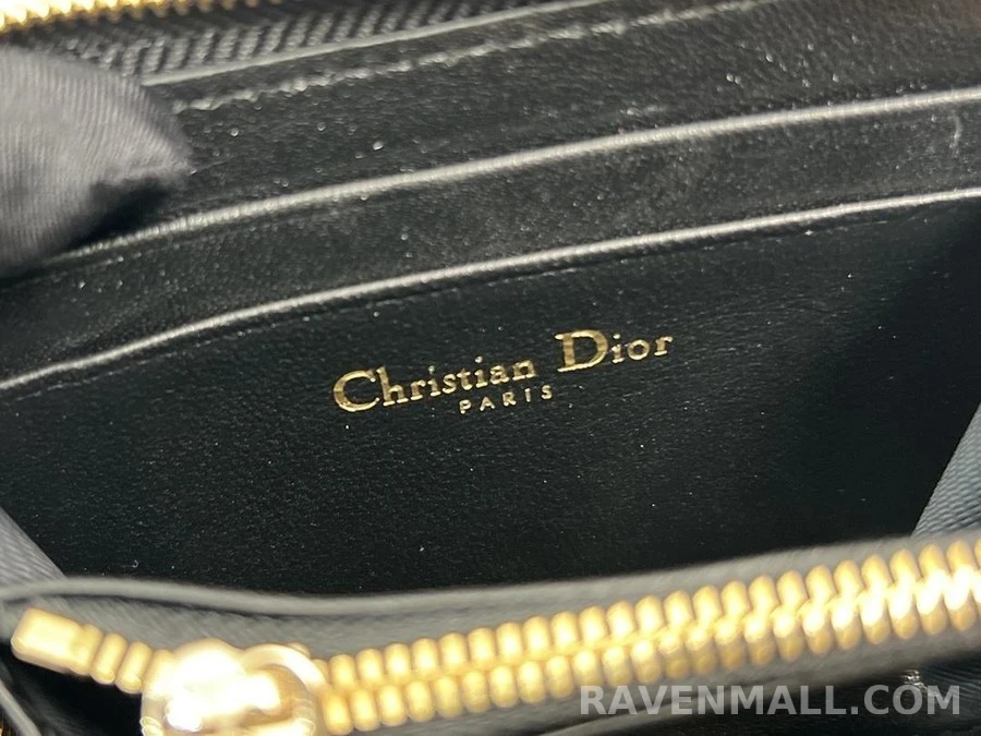 디올 디올 LADY DIOR Voyageur 양가죽 스몰 동전 지갑 상세 이미지
