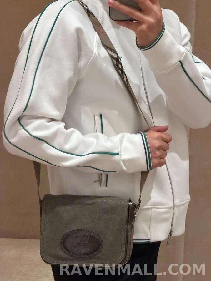 버버리 버버리 배색 트랙 자켓 상세 이미지