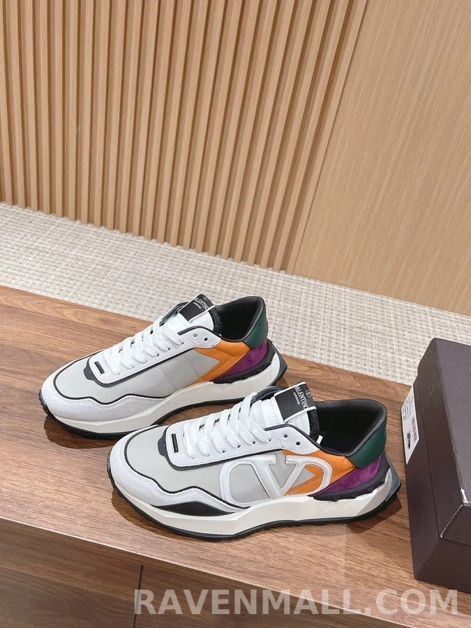 발렌티노 발렌티노 브이로고 러너 스니커즈 상세 이미지