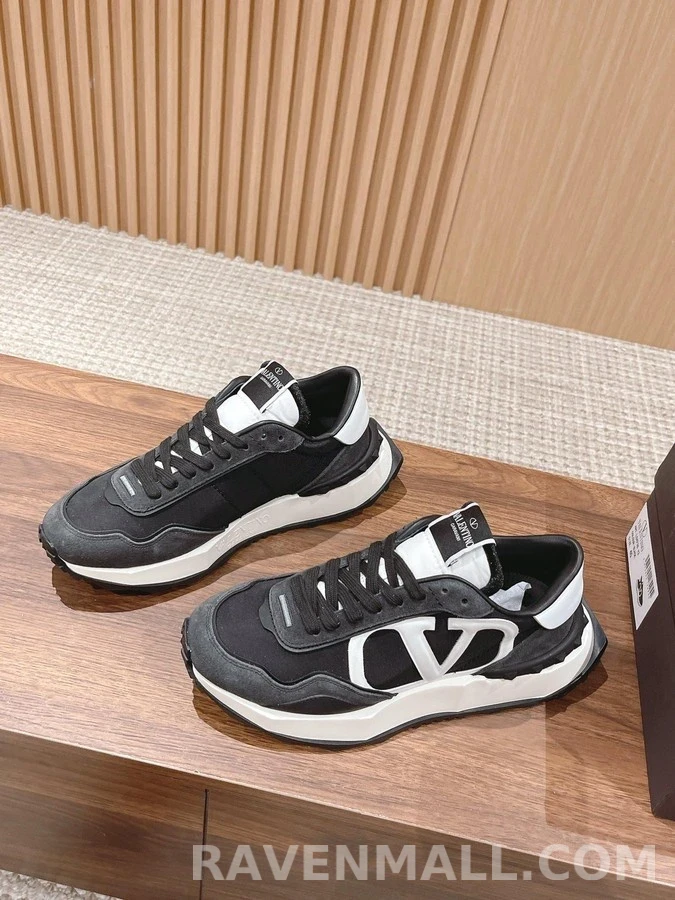 발렌티노 발렌티노 브이로고 러너 스니커즈 상세 이미지