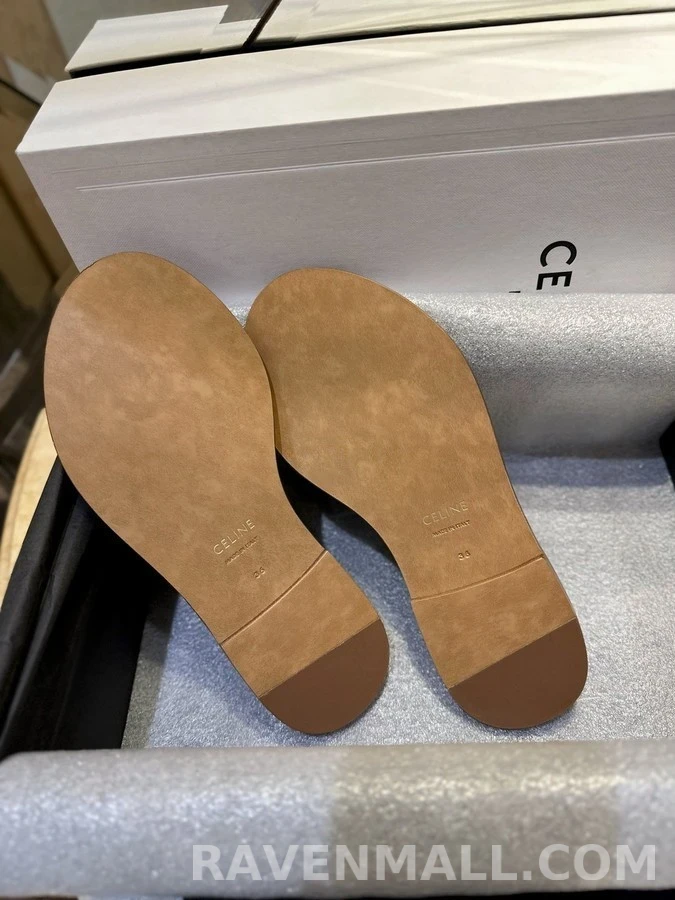 셀린느 셀린느 카프스킨 트리옹프 뮬 상세 이미지