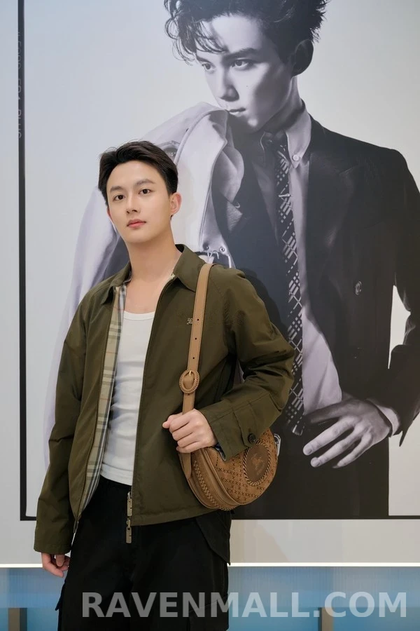 버버리 버버리 후드 로고 코튼 자켓 상세 이미지