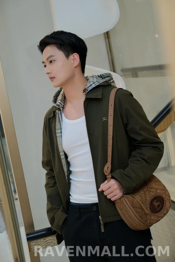 버버리 버버리 후드 로고 코튼 자켓 상세 이미지