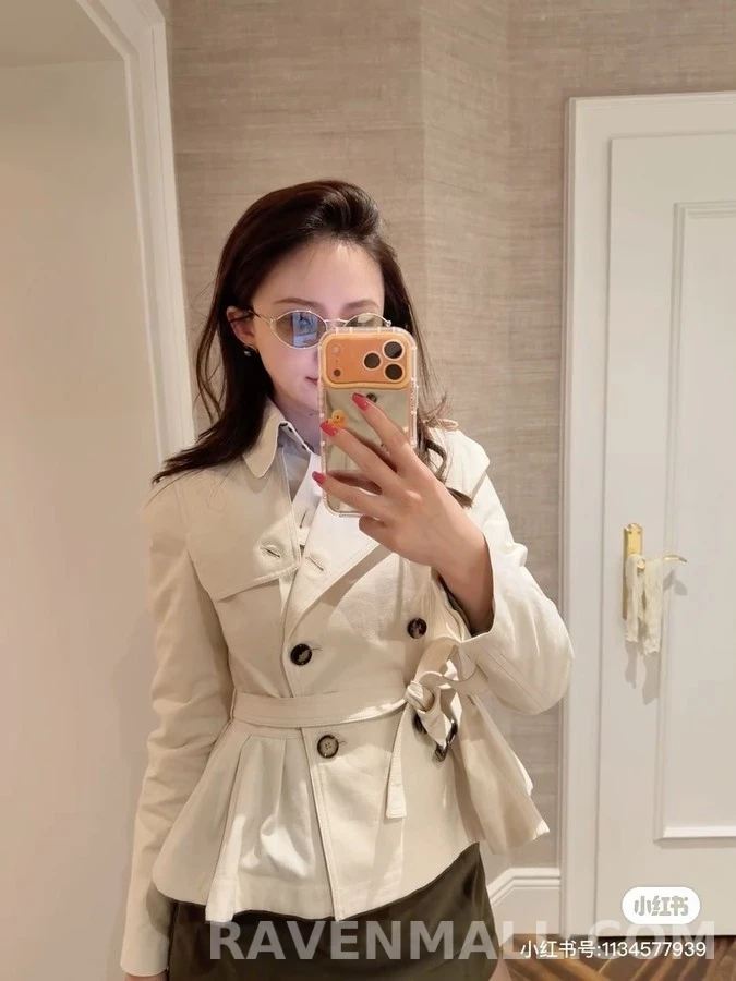 버버리 버버리 벨티드 더블 플레어 자켓 상세 이미지
