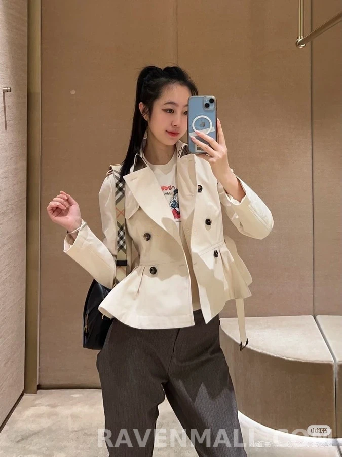 버버리 버버리 벨티드 더블 플레어 자켓 상세 이미지