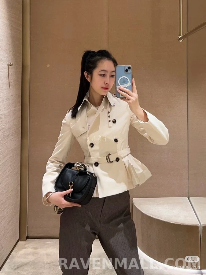 버버리 버버리 벨티드 더블 플레어 자켓 상세 이미지