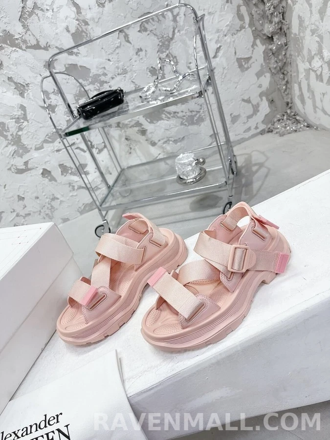 알렉산더 맥퀸 알렉산더 맥퀸 웹 스트랩 트레드 샌들 상세 이미지