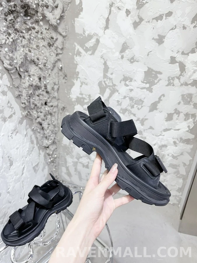 알렉산더 맥퀸 알렉산더 맥퀸 웹 스트랩 트레드 샌들 상세 이미지