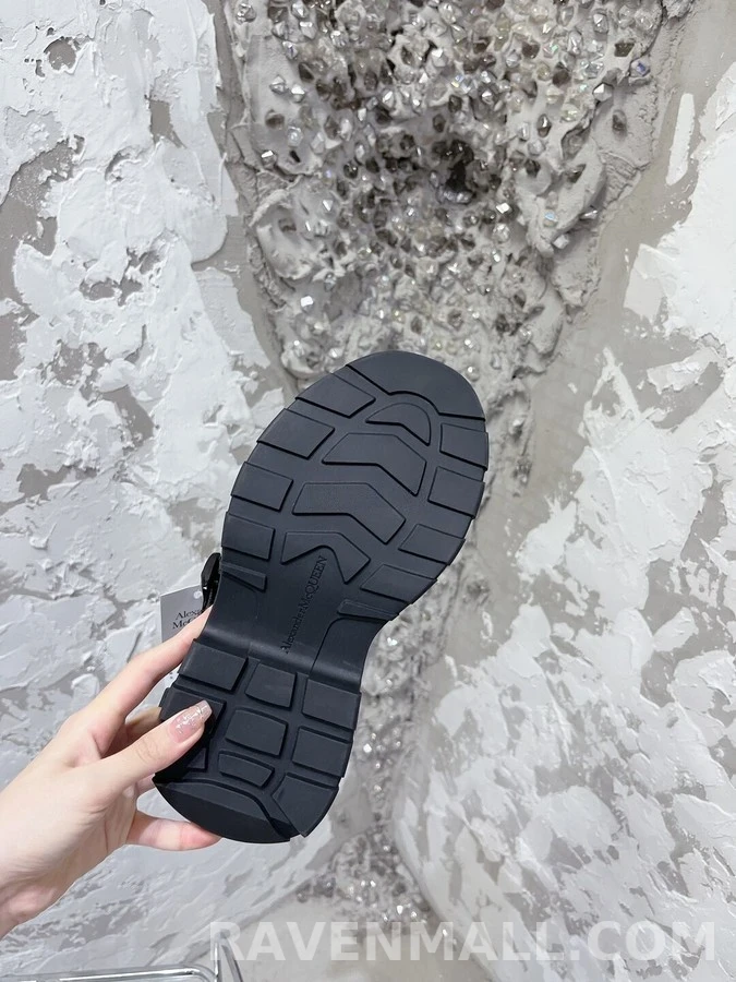 알렉산더 맥퀸 알렉산더 맥퀸 웹 스트랩 트레드 샌들 상세 이미지