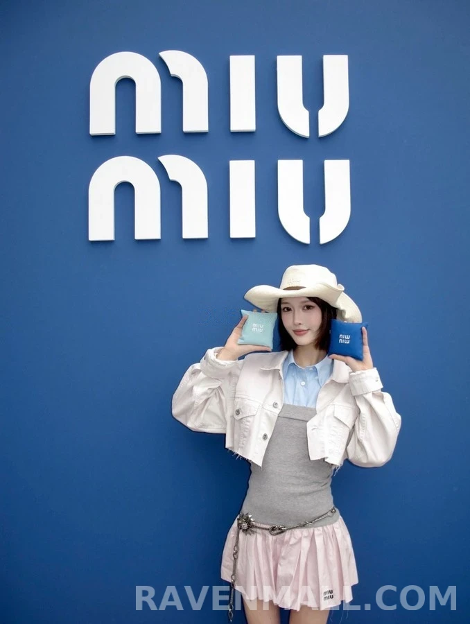 미우미우 미우미우 로고 자수 크롭 데님 자켓 상세 이미지