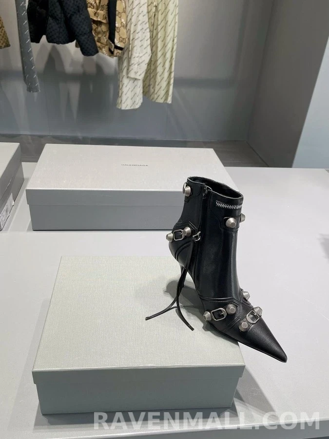 발렌시아가 발렌시아가 어레나 램스킨 부티 상세 이미지
