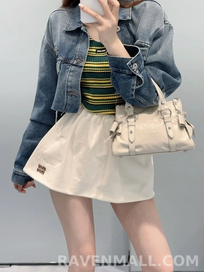 미우미우 미우미우 워싱 러프 헴 크롭 데님 자켓 상세 이미지