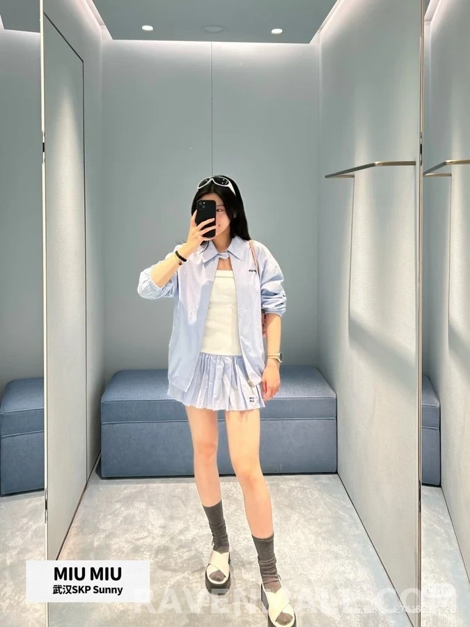 미우미우 미우미우 체크 카라 자켓 상세 이미지