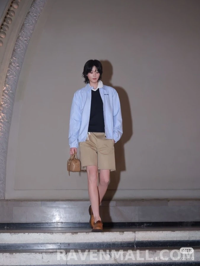 미우미우 미우미우 체크 카라 자켓 상세 이미지
