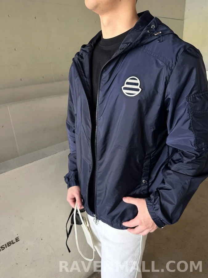 몽클레어 몽클레어 후드 바람막이 상세 이미지
