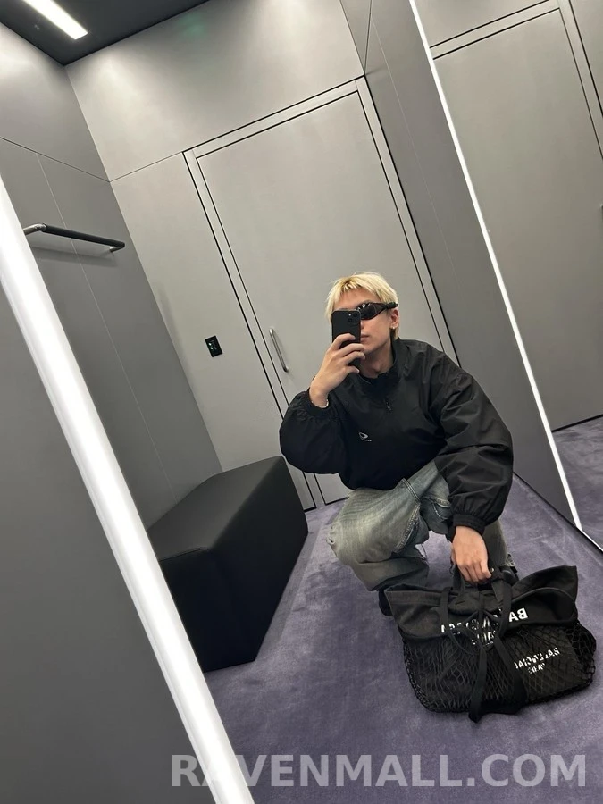 발렌시아가 발렌시아가 테크니컬 트랙수트 자켓 상세 이미지
