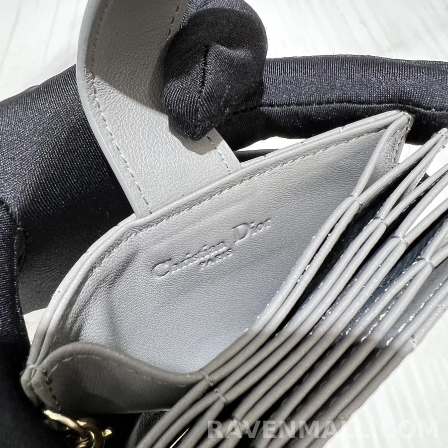 디올 디올 LADY DIOR 포켓 카드 지갑 상세 이미지