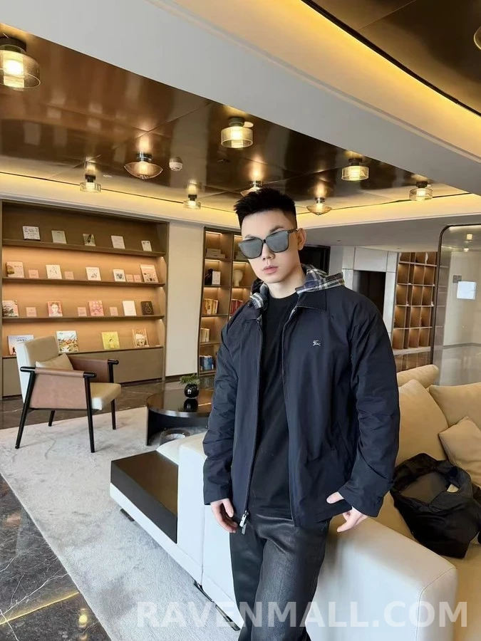 버버리 버버리 리버시블 체크 후드 집업 상세 이미지