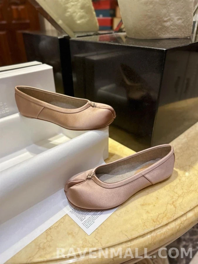 메종 마르지엘라 메종마르지엘라 사틴 타비 발레리나 상세 이미지