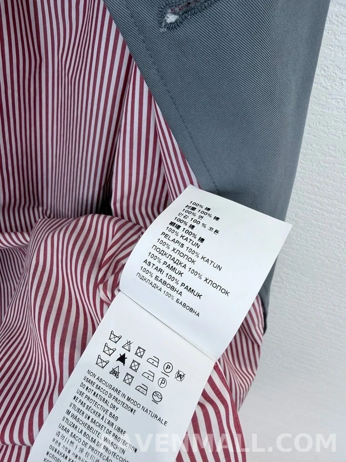 미우미우 미우미우 스트라이프 카라 더블 슬리브리스 코트 상세 이미지