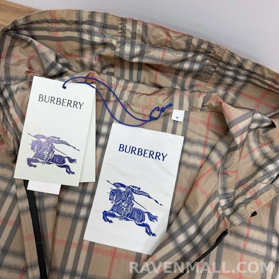 버버리 버버리 클래식 그라데이션 체크 후드 바람막이 상세 이미지