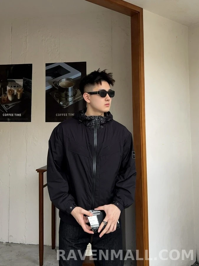 펜디 펜디 로고 후드 자켓 상세 이미지
